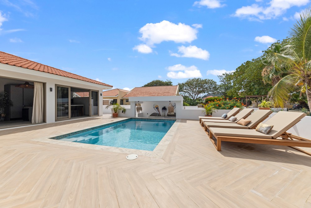 Villa in Blue Bay