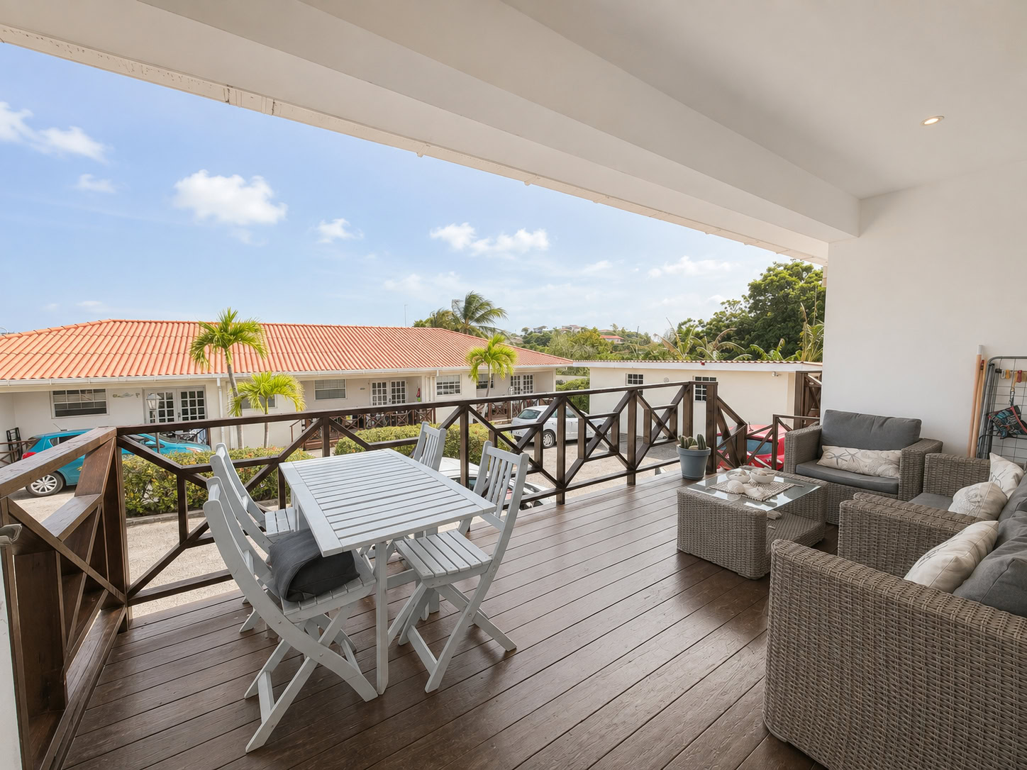 Apartment in Mambo Beach