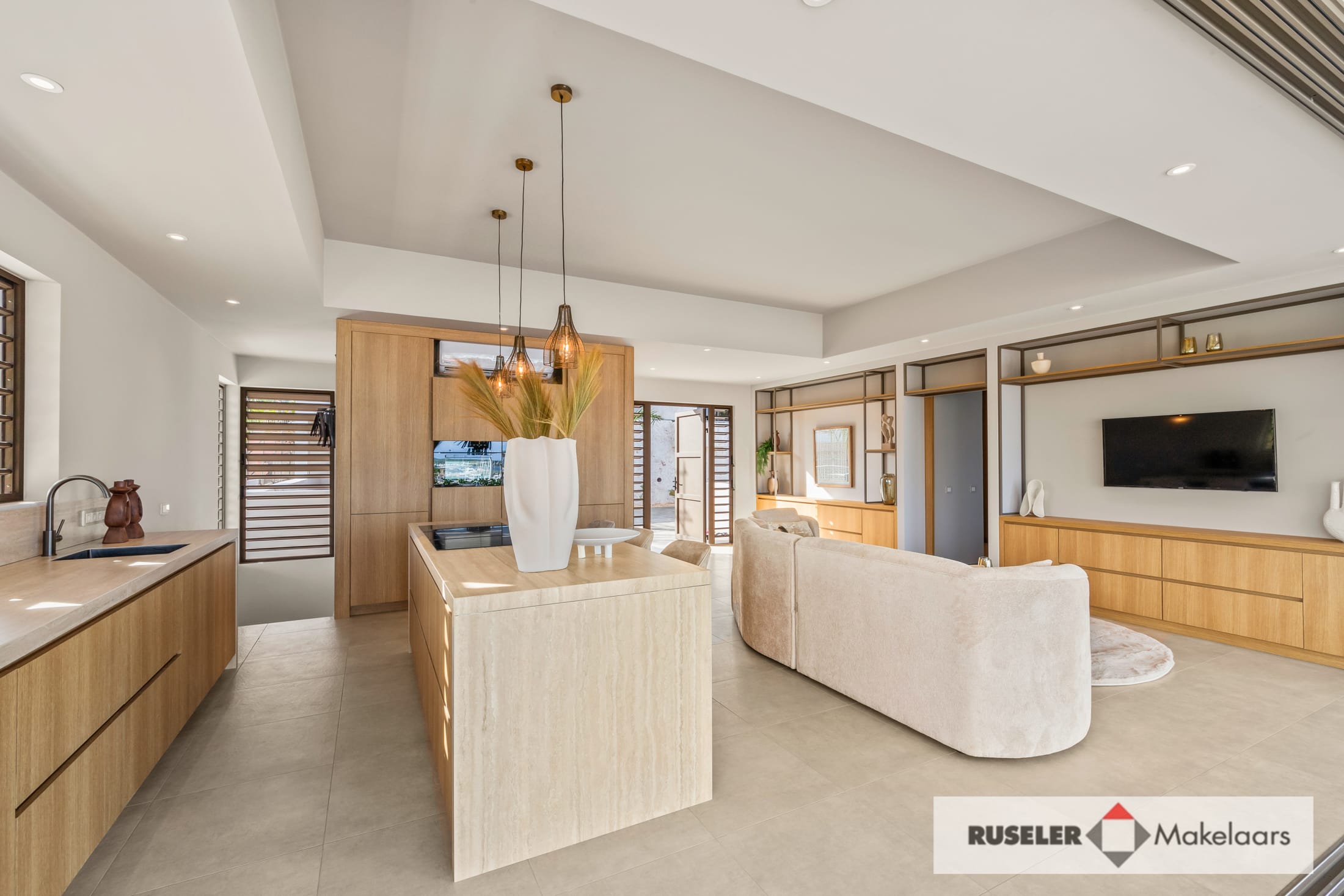 Villa in Vista Royal