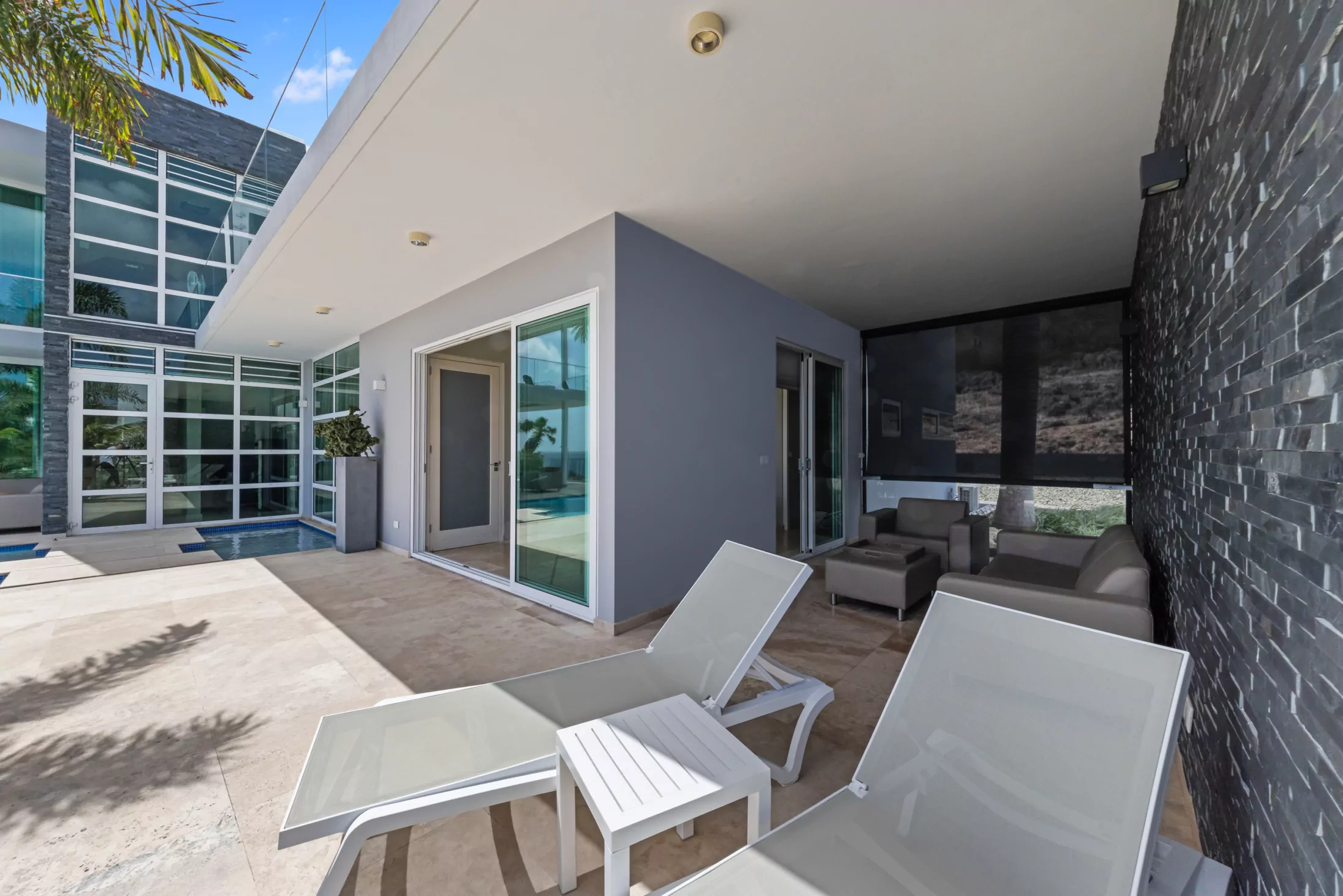 Villa in Coral Estate