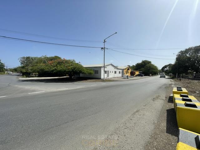 Commercial in Suffisant