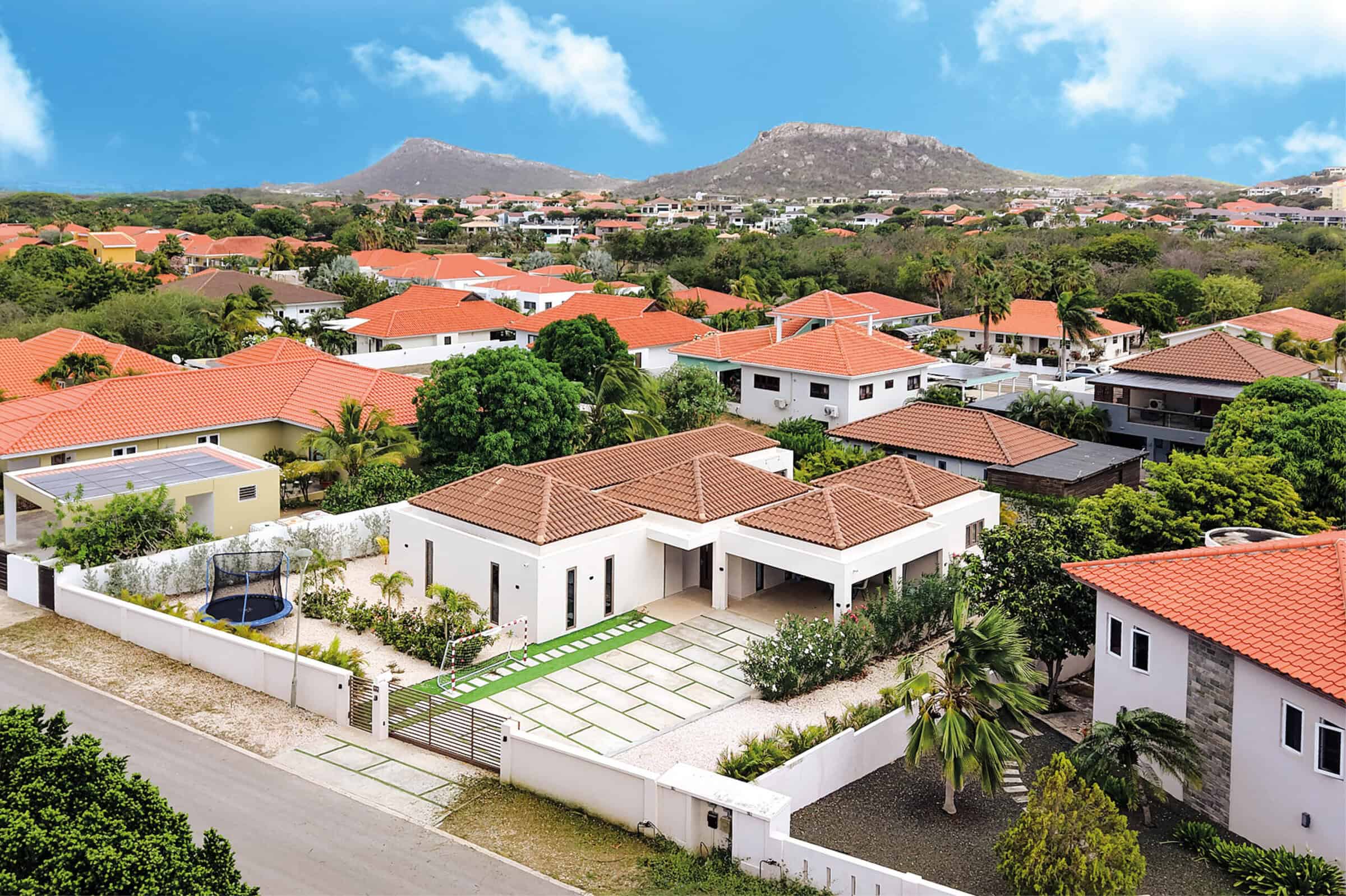 House in Blue Bay