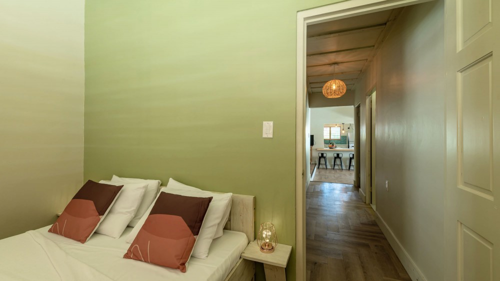 Villa in Sunset Heights